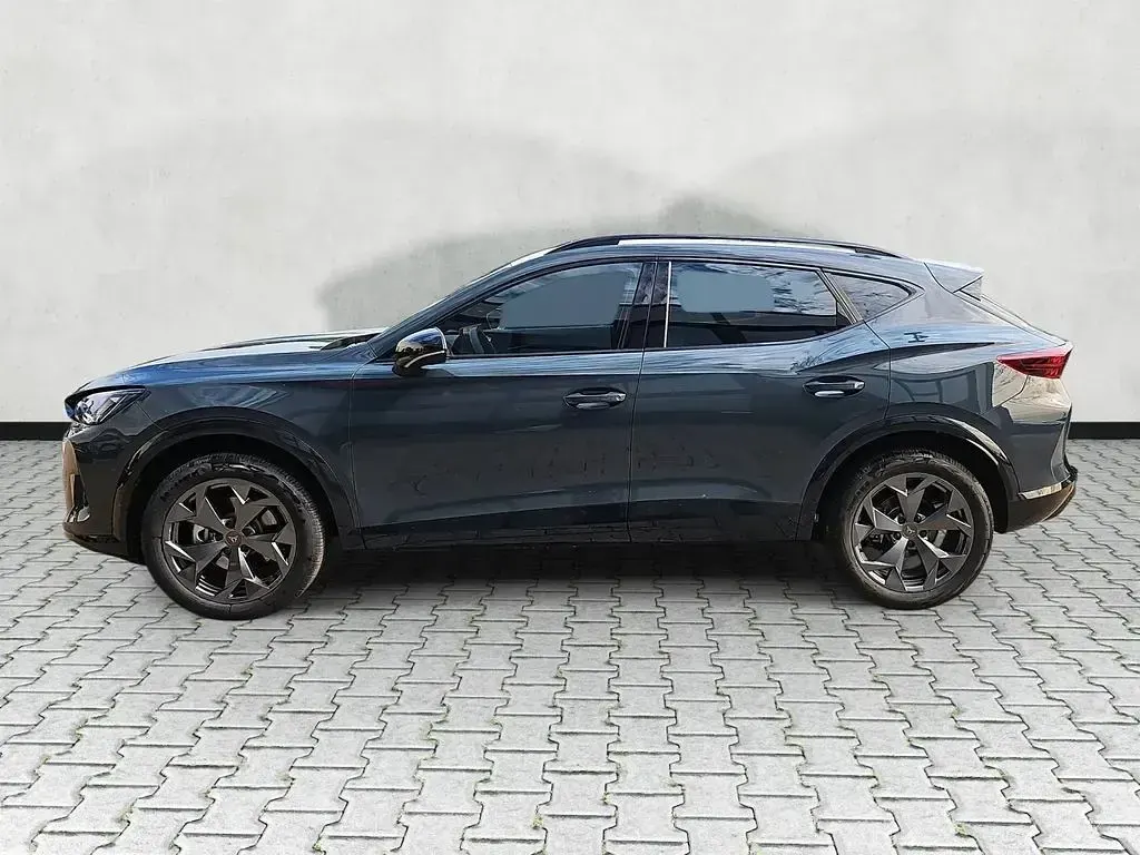 Neu Cupra Formentor 150 PS (110 kW) 2026 Blau SUV
