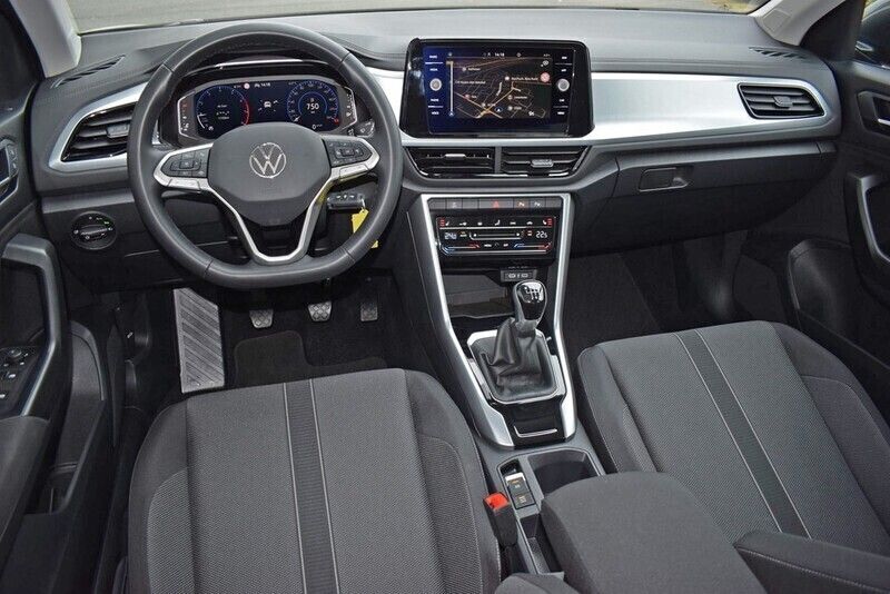 Gebraucht VW T-Roc Life 116 PS (85 kW) 2024 Grau SUV