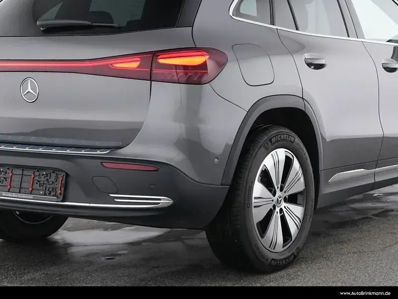 Gebraucht Mercedes EQA250+ Advanced 139 kW (190 PS) 2025 Grau SUV