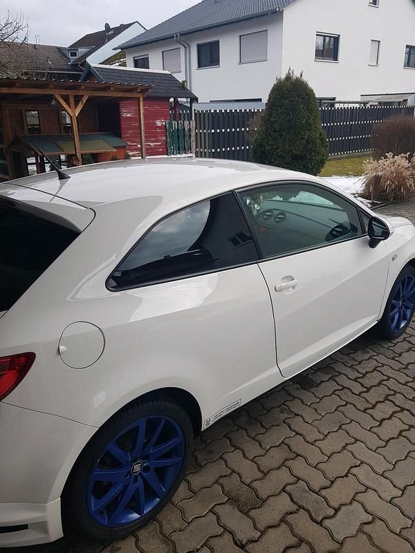 Gebraucht Seat Ibiza 85 PS (62 kW) 2009 Weiß Kleinwagen