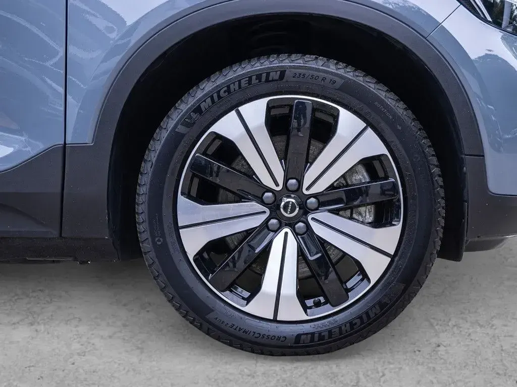 Gebraucht Volvo C40 Plus 169 kW (231 PS) 2023 Grau SUV