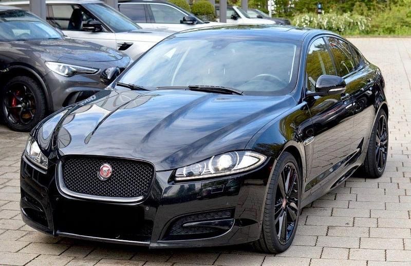 Gebraucht Jaguar XF R-Sport 275 PS (202 kW) 2014 Schwarz Limousine