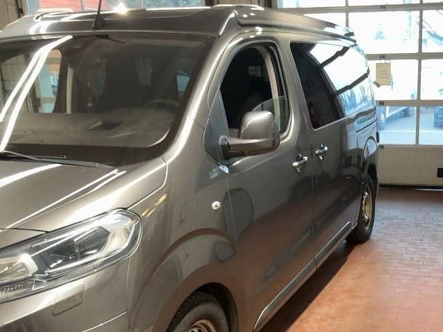Używany Citroën Jumpy Feel 179 KM (131 kW) 2018 Szary Minivan