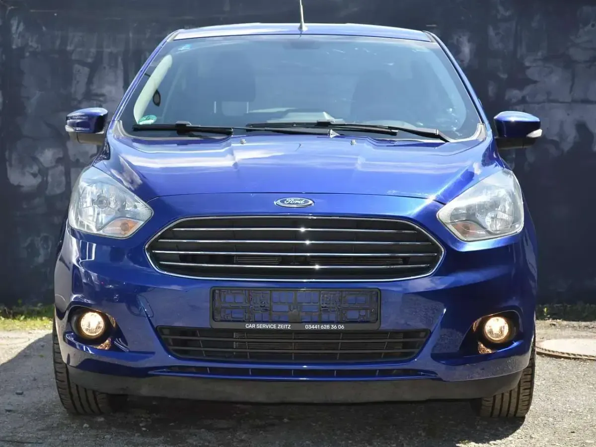 Gebraucht Ford Ka Basis 69 PS (50 kW) 2017 Indicblau metallic Limousine