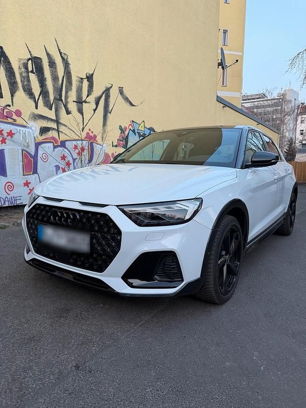 Gebraucht Audi A1 S-Line 150 PS (110 kW) 2022 Weiß SUV
