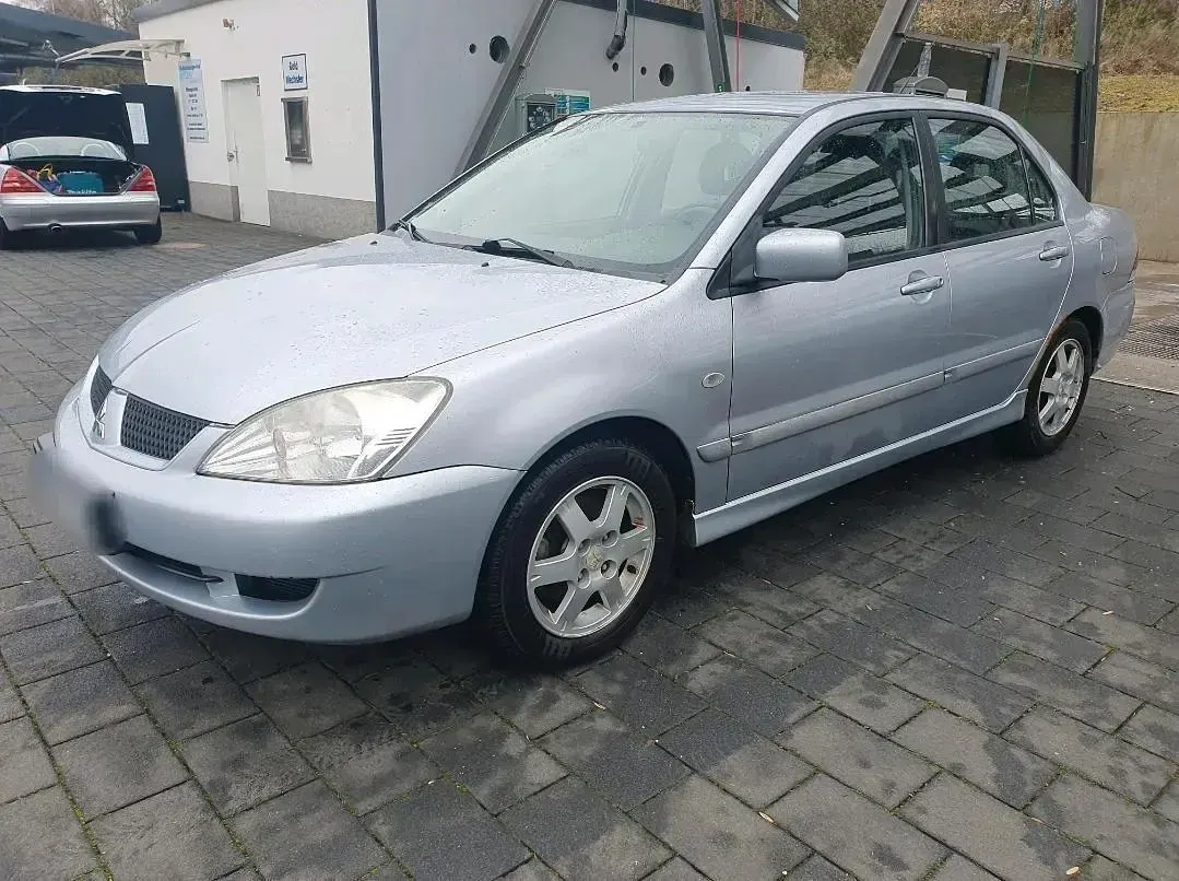 Gebraucht Mitsubishi Lancer 92 PS (67 kW) 2007 Silber Limousine