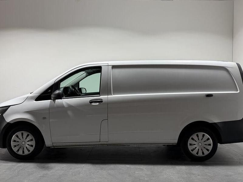 Gebraucht Mercedes Vito 114 PS (83 kW) 2017 Weiß Van