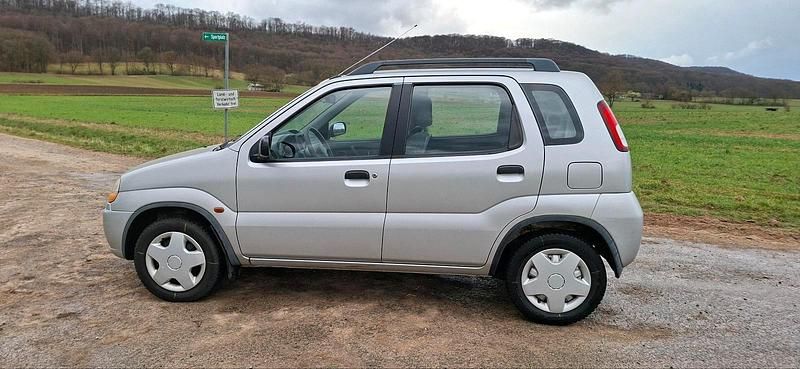 Gebraucht Suzuki Ignis 83 PS (61 kW) 2002 Silber Kleinwagen