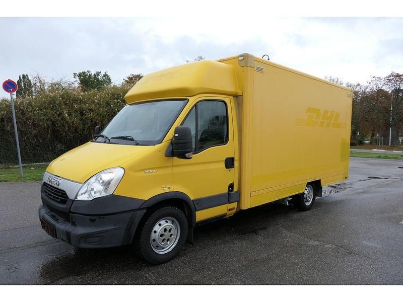 Gebraucht Iveco Daily 106 PS (77 kW) 2012 Gelb Van