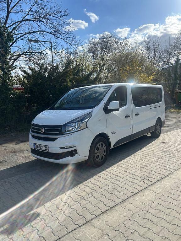 Gebraucht Fiat Talento 145 PS (106 kW) 2018 Weiß Van / Kleinbus