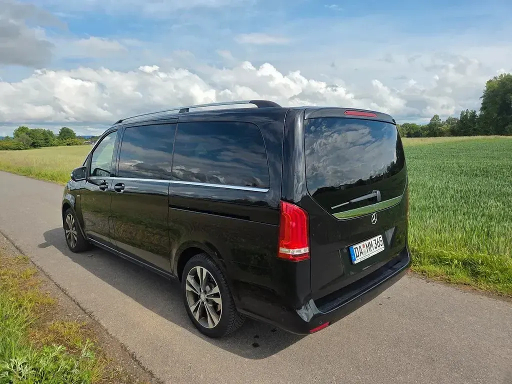 Gebraucht Mercedes V250 Avantgarde 190 PS (139 kW) 2015 Schwarz Van / Kleinbus