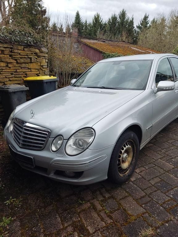Gebraucht Mercedes E280 Avantgarde 190 PS (139 kW) 2006 Silber Limousine