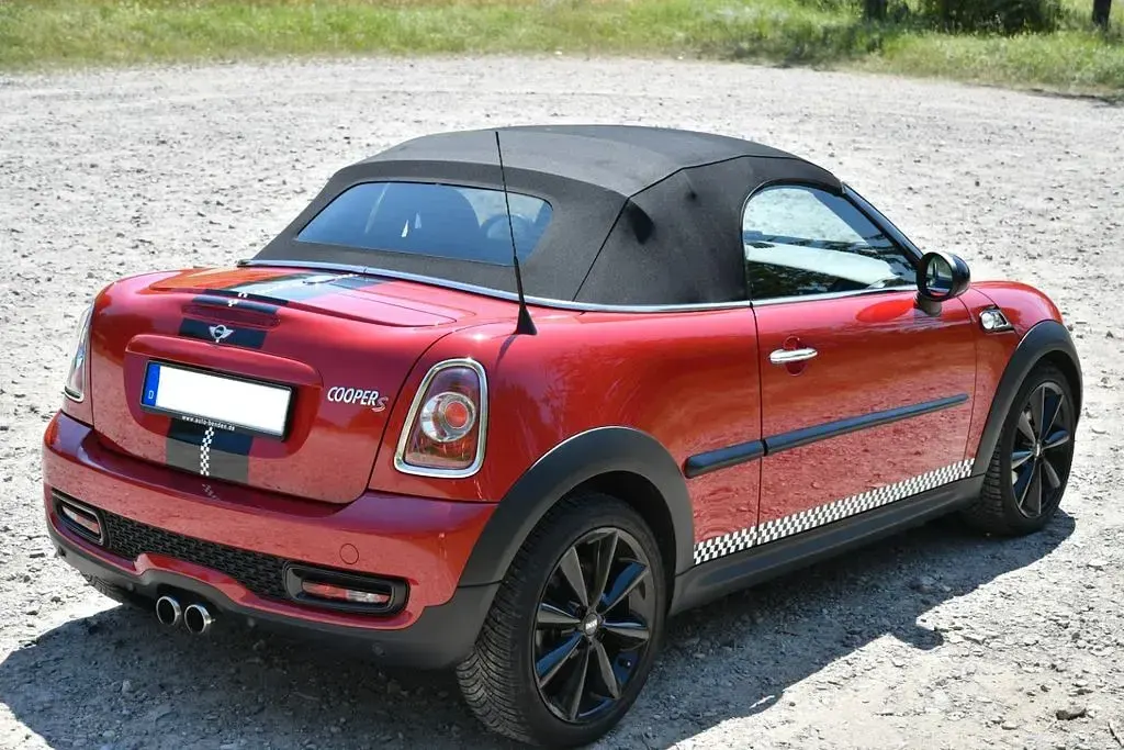 Gebraucht Mini Cooper S Roadster 184 PS (135 kW) 2013 Rot Cabrio