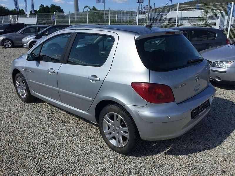 Gebraucht Peugeot 307 Quiksilver 109 PS (80 kW) 2005 Silber Limousine