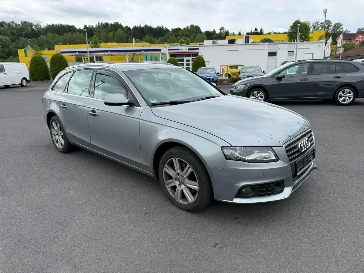 Gebraucht Audi A4 Sport 190 PS (139 kW) 2011 Grau Kombi