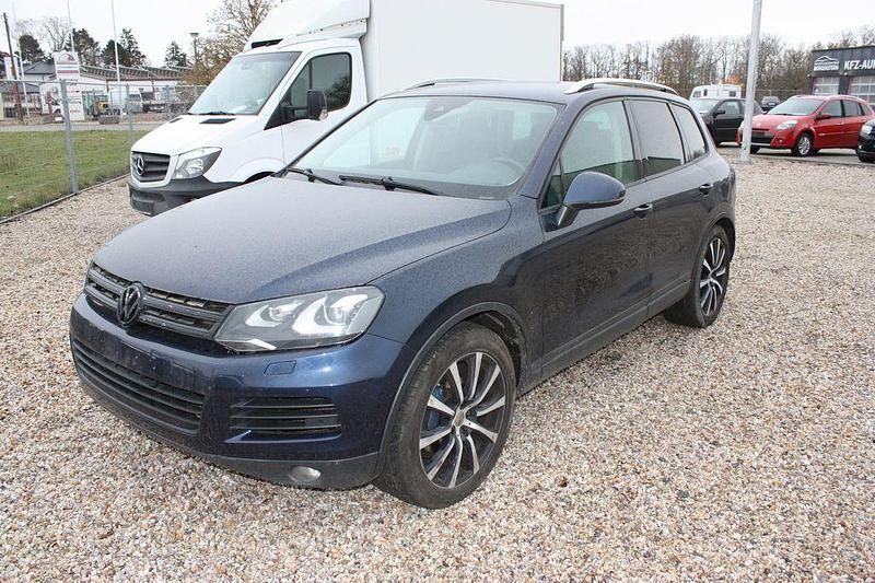 Gebraucht VW Touareg 204 PS (150 kW) 2011 Blau SUV