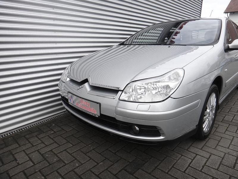 Gebraucht Citroën C5 136 PS (100 kW) 2005 Hellgrau (metallic) Limousine