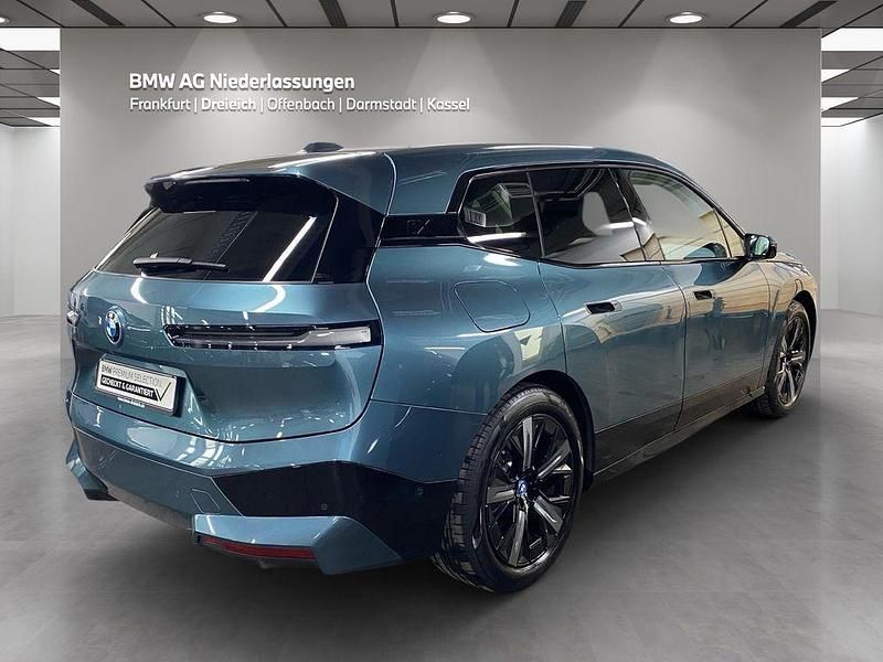 Gebraucht BMW iX Sport Line 239 kW (326 PS) 2022 Blau SUV