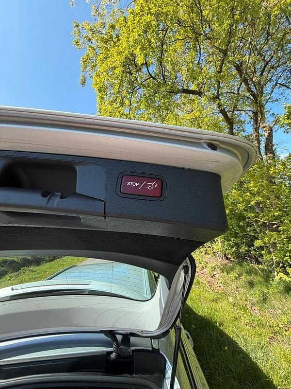 Second-hand Mercedes E220 194 CP (142 kW) 2017 Argintiu Break