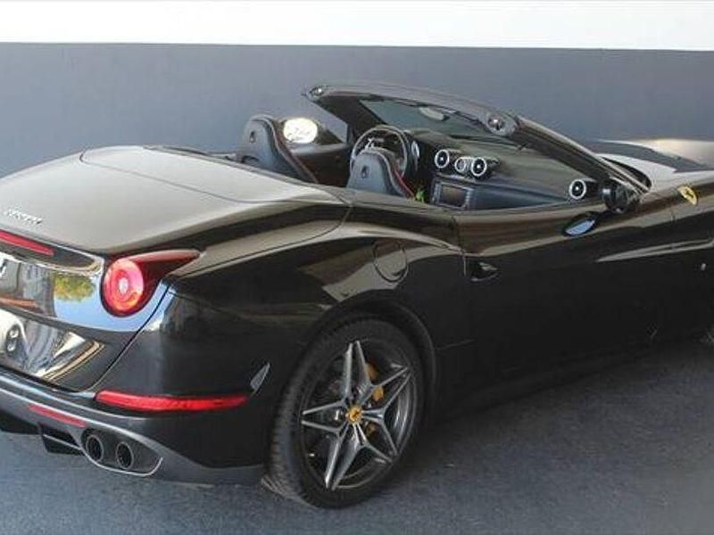 Gebraucht Ferrari California 560 PS (411 kW) 2016 Schwarz Cabrio