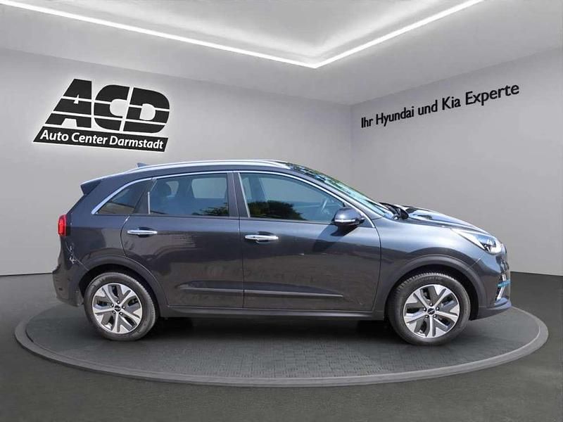 Gebraucht Kia e-Niro Vision 100 kW (136 PS) 2022 Interstellar grau SUV