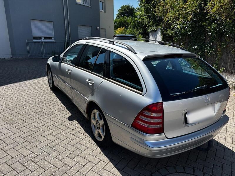 Grau Gebraucht 2003 Mercedes C180 Avantgarde Kombi | 1.100 € (Guter Preis) - Bild 1/4