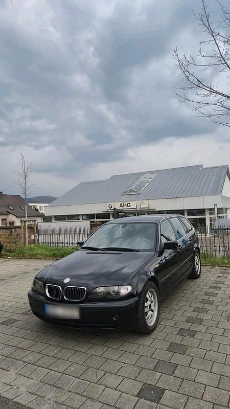 Second-hand BMW 320 150 CP (110 kW) 2005 Negru Break