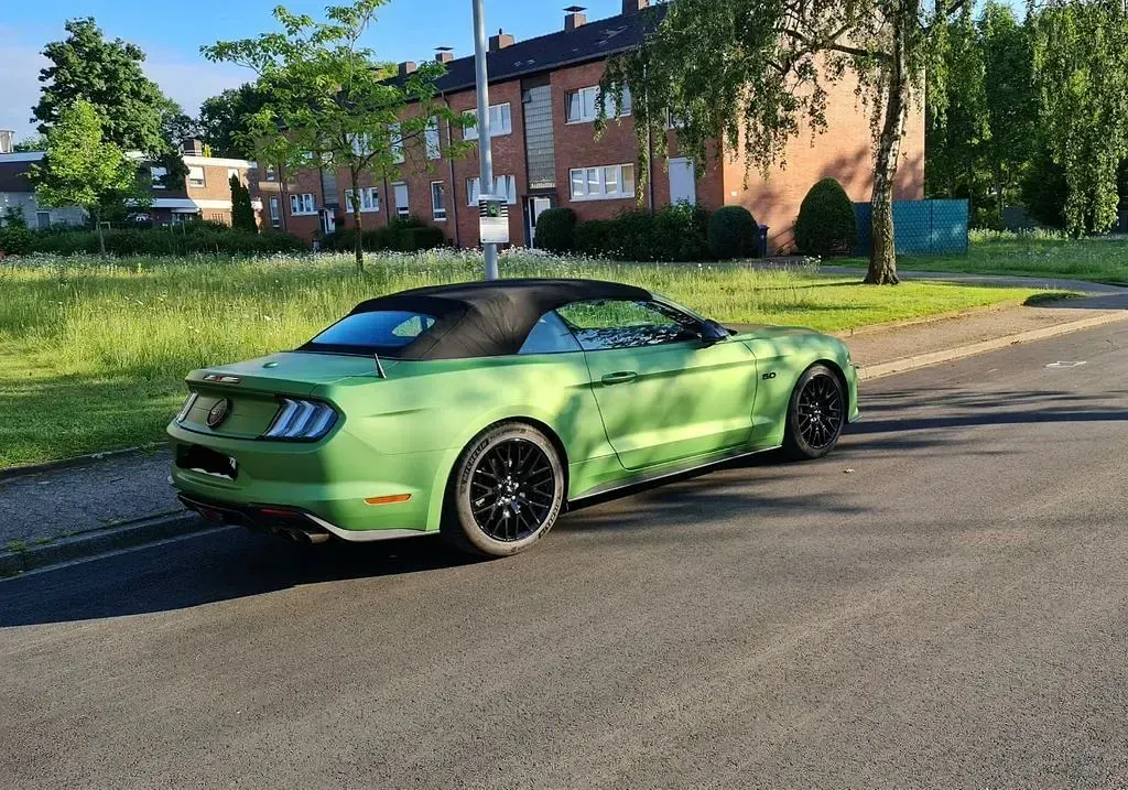 Gebraucht Ford Mustang GT 450 PS (330 kW) 2020 Schwarz Cabrio