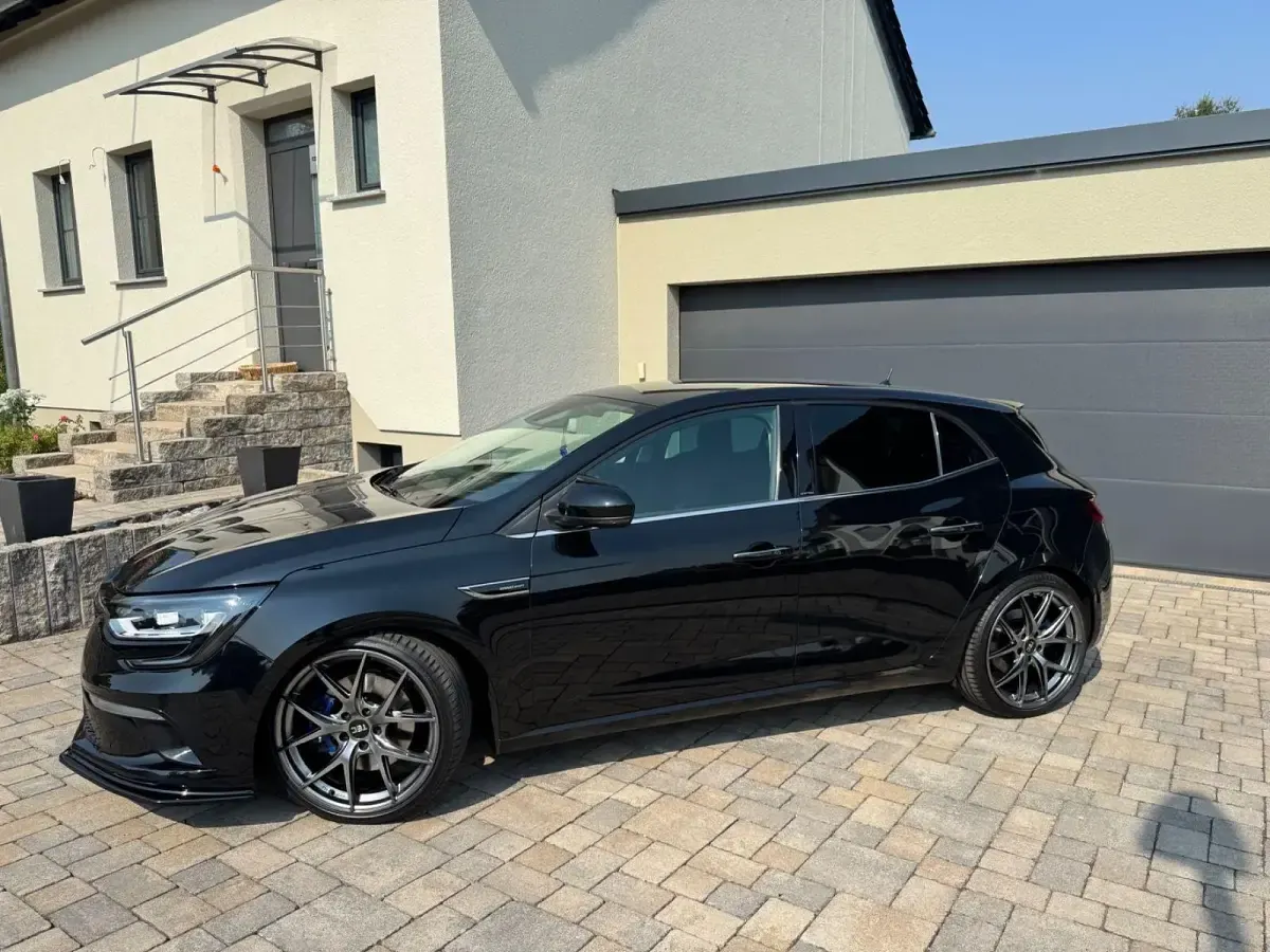 Gebraucht Renault Mégane IV GT 207 PS (152 kW) 2016 Schwarz Limousine