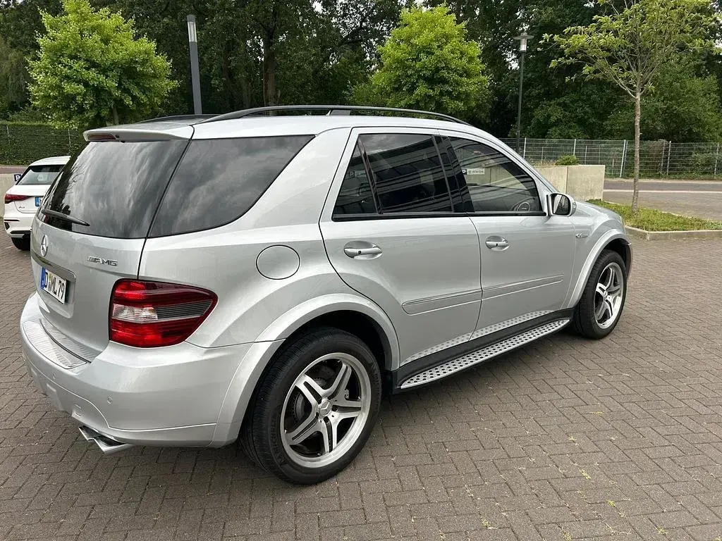 Gebraucht Mercedes ML63 AMG AMG 510 PS (375 kW) 2008 Silber SUV