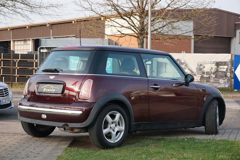 Gebraucht Mini ONE 90 PS (66 kW) 2002 Rot Kleinwagen