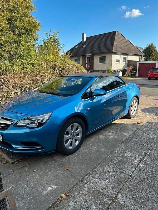 Gebraucht Opel Cascada 140 PS (102 kW) 2016 Blau Cabrio