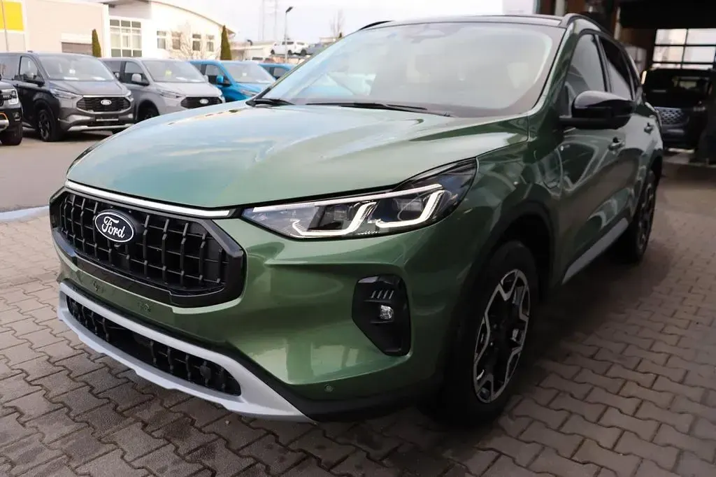 Neu Ford Kuga Active X 242 PS (177 kW) 2026 Bursting green metallic SUV