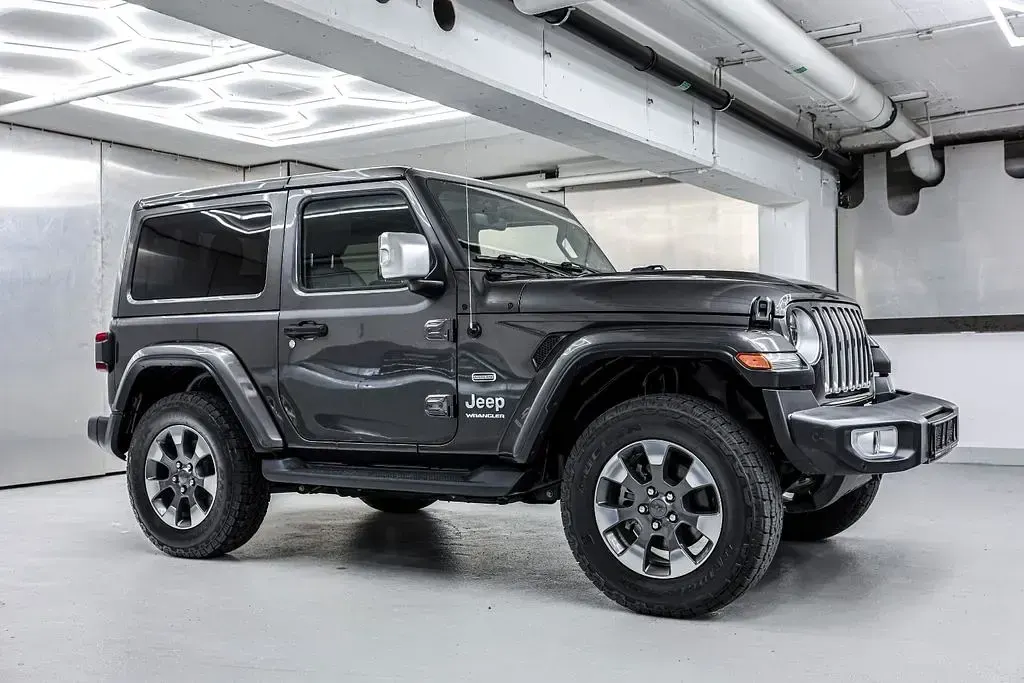 Gebraucht Jeep Wrangler Overland 200 PS (147 kW) 2018 Grau SUV