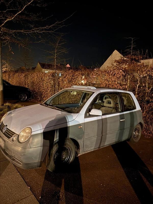 Gebraucht VW Lupo 75 PS (55 kW) 2001 Blau Kleinwagen