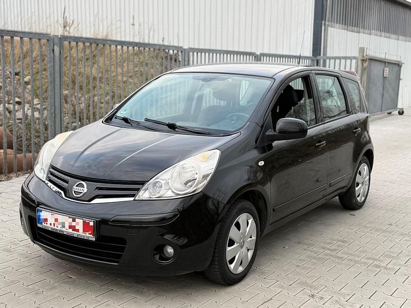 Gebraucht Nissan Note 88 PS (64 kW) 2013 Schwarz Kleinwagen