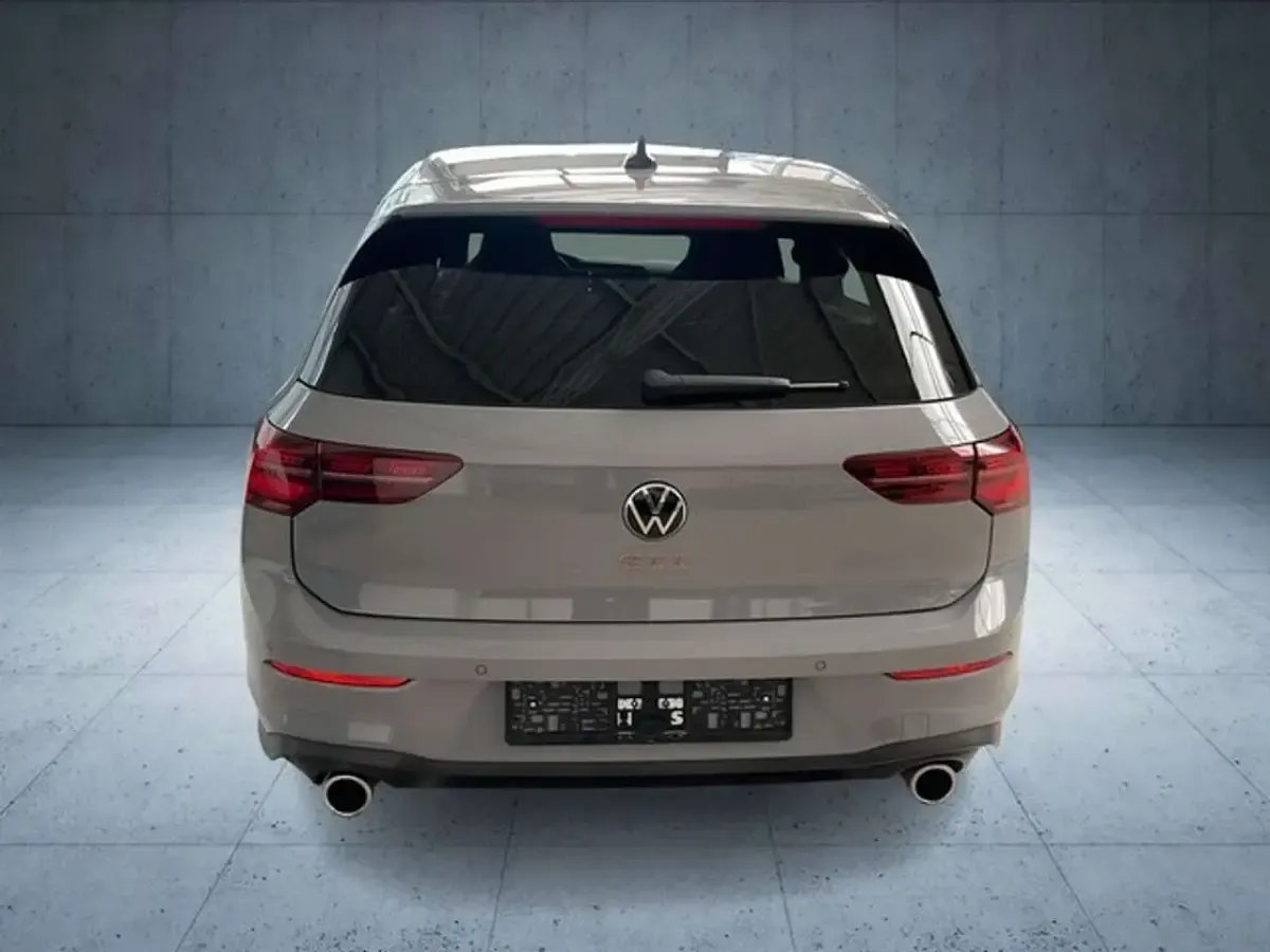 Gebraucht VW Golf VIII Style 245 PS (180 kW) 2023 Grau Limousine