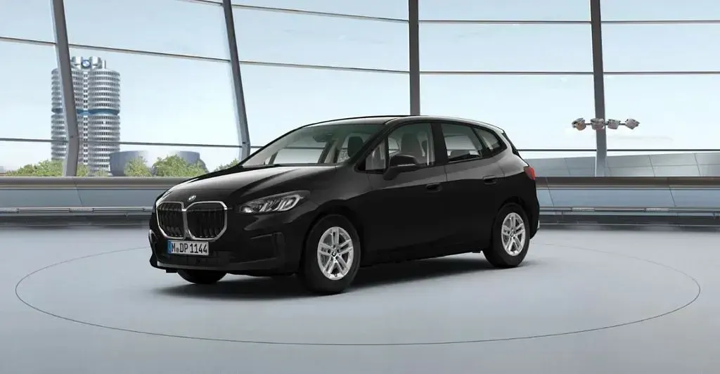 Gebraucht BMW 218 Active Tourer 136 PS (100 kW) 2022 Schwarz uni Van / Kleinbus