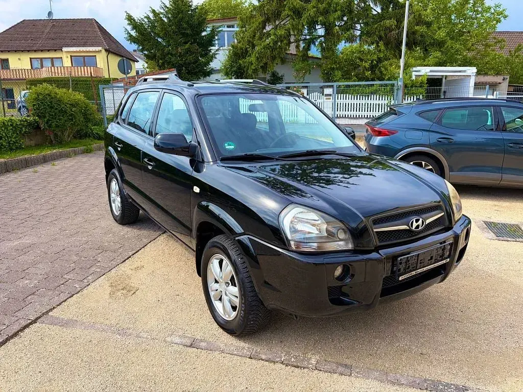 Gebraucht Hyundai Tucson 141 PS (103 kW) 2008 Schwarz SUV