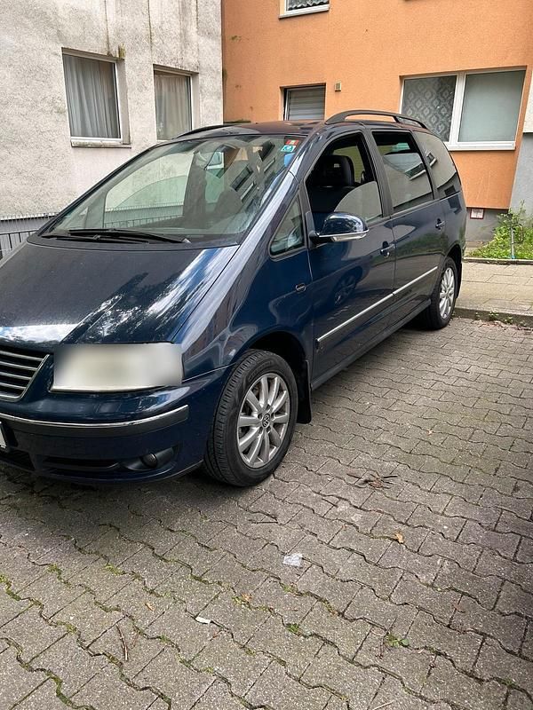 Gebraucht VW Sharan 150 PS (110 kW) 2004 Blau Van / Kleinbus
