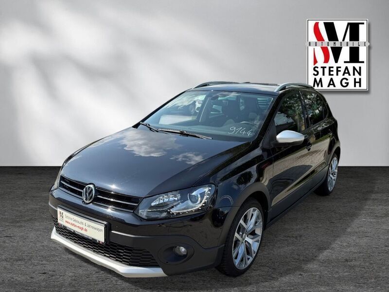 Schwarz Gebraucht 2015 VW Polo Cross Kleinwagen | 13.990 € (Etwas zu teuer) - Bild 1/4