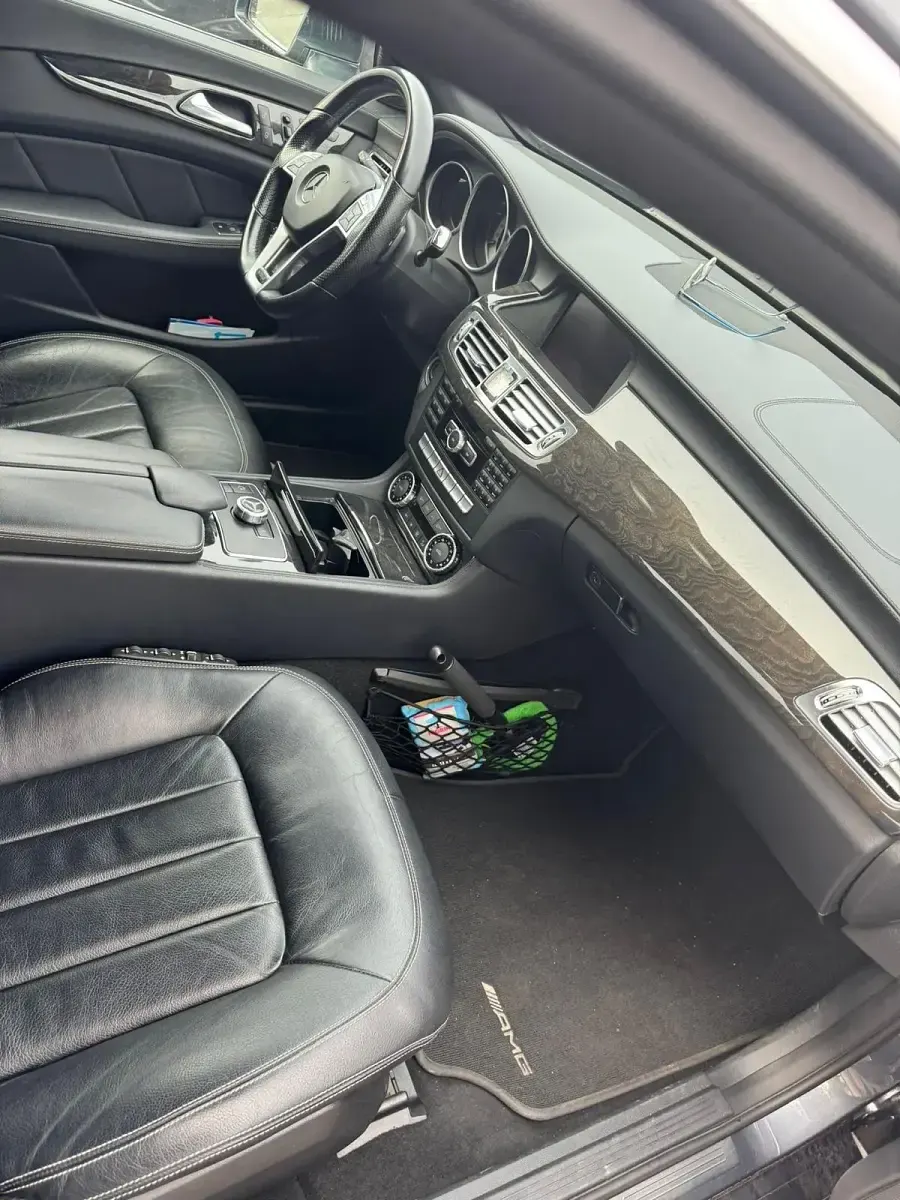 Gebraucht Mercedes CLS350 265 PS (194 kW) 2011 Grau Coupé