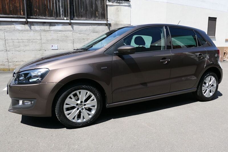 Toffeebraun metallic Gebraucht 2013 VW Polo Life Limousine | 8.990 € (Fairer Preis) - Bild 1/4