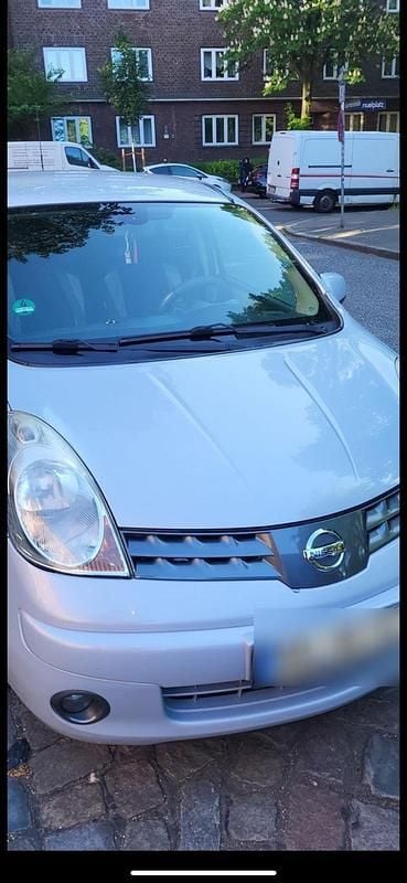 Grau Gebraucht 2008 Nissan Note Van / Kleinbus | 2.500 € (Fairer Preis) - Bild 1/4