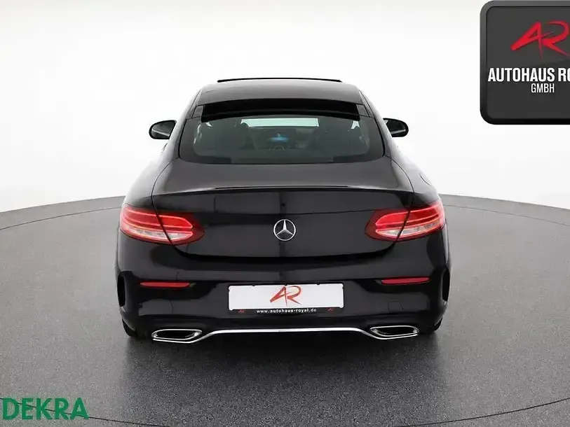 Gebraucht Mercedes C300 AMG 272 PS (200 kW) 2023 Obsidianschwarz Coupé