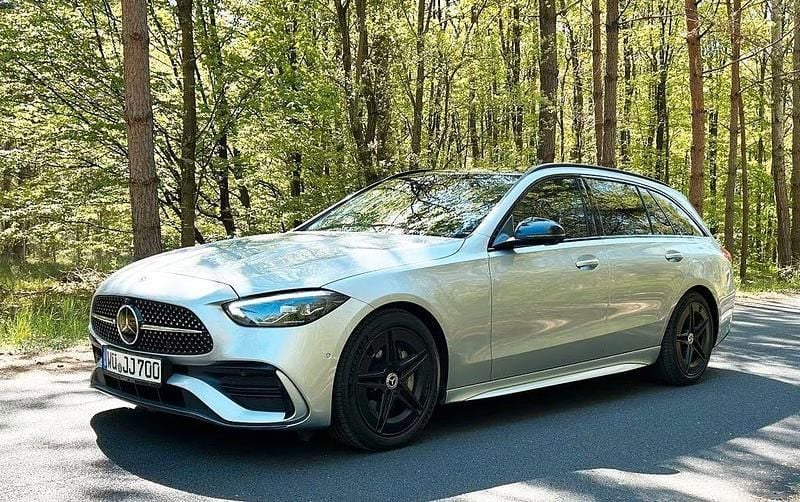 Gebraucht Mercedes C300 AMG 258 PS (189 kW) 2023 Silber Limousine