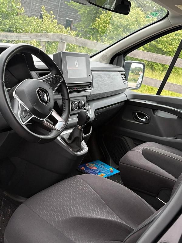 Gebraucht Renault Trafic 180 PS (132 kW) 2024 Schwarz Van / Kleinbus