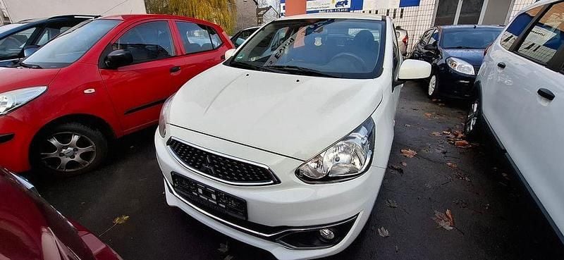 Gebraucht Mitsubishi Space Star 71 PS (52 kW) 2018 Weiß Kleinwagen