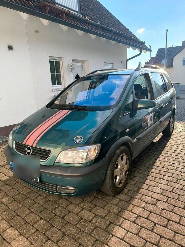 Grün Gebraucht 2002 Opel Zafira Van / Kleinbus | 680 € (Superpreis) - Bild 1/4