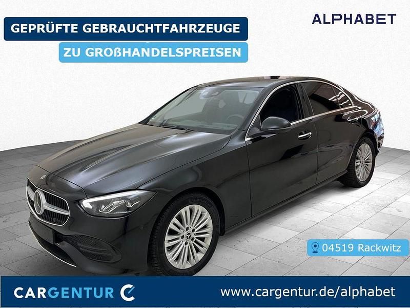 Schwarz Gebraucht 2023 Mercedes C180 Avantgarde Limousine | 32.890 € (Fairer Preis) - Bild 1/2